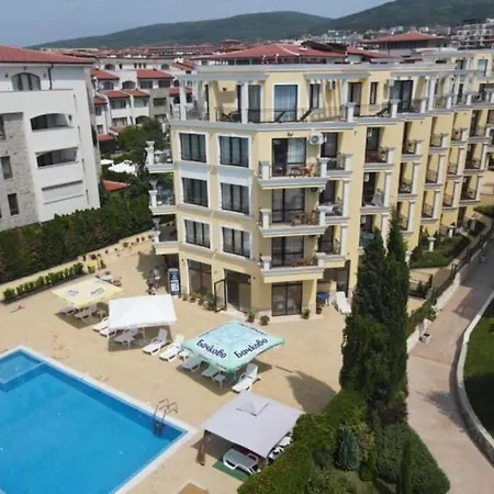 Horizon 9 'б' Apartment